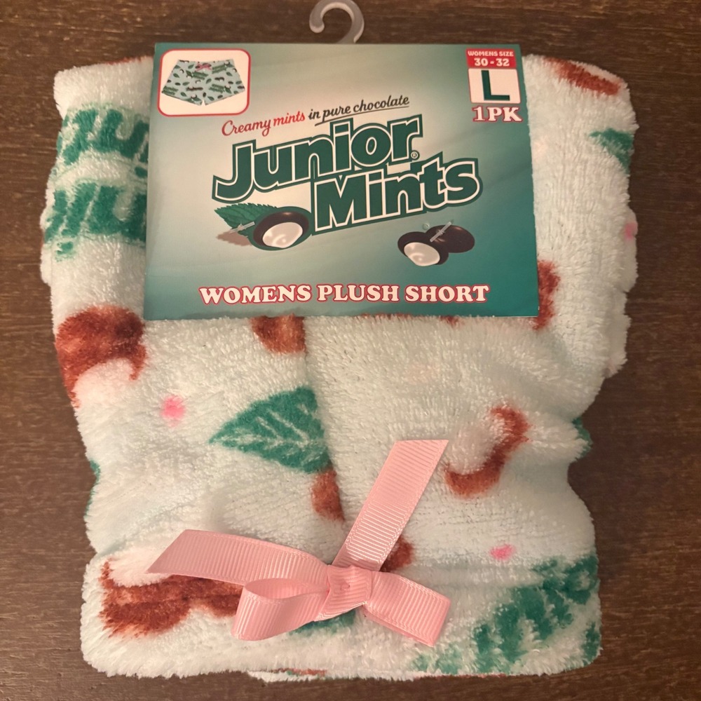 Junior Mints Womens Plush Sleep Shorts Blue Candy Print Size L 30-32 Waist NEW
